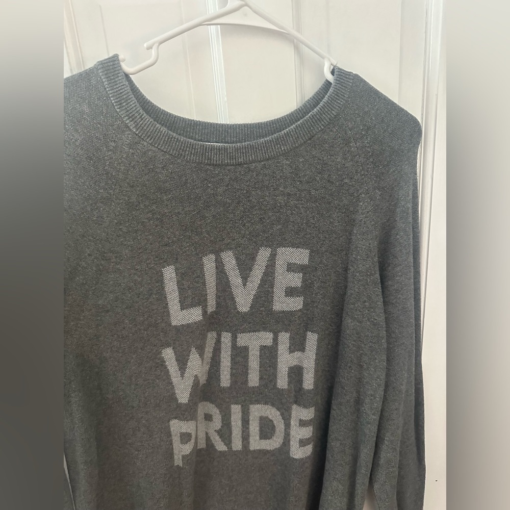 BR PRIDE SWEATER